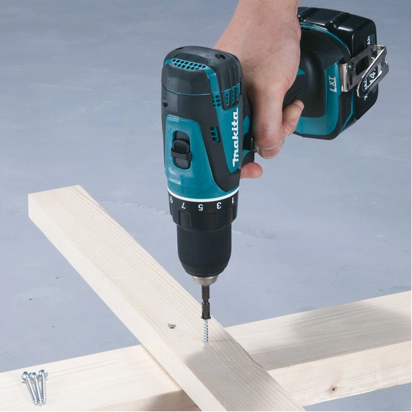 Perceuse Visseuse 14.4V Li-ion 4Ah Ø13 Mm MAKITA - DDF446RMJ 2 Perceuse Visseuse 14.4V Li-ion 4Ah Ø13 Mm MAKITA - DDF446RMJ – Image 2