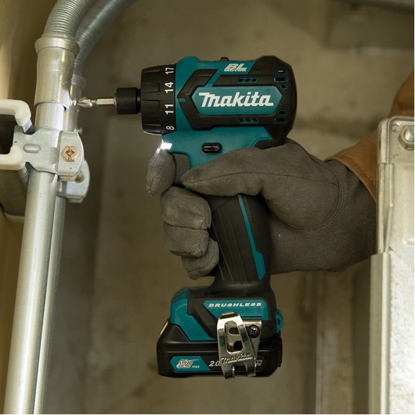 Perceuse Visseuse 10.8V Li-ion 2Ah CXT MAKITA - DF032DSAE 3 Perceuse Visseuse 10.8V Li-ion 2Ah CXT MAKITA - DF032DSAE – Image 3